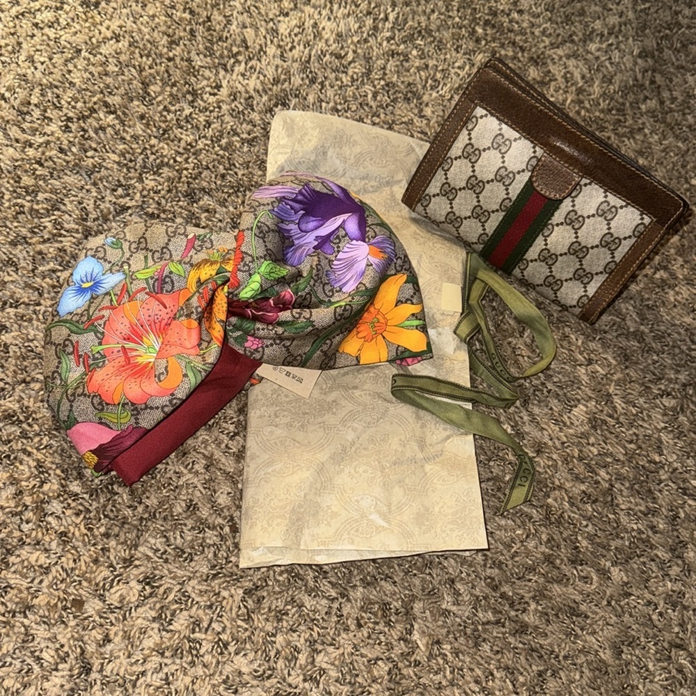 Gucci Floral Headband - Picture 3 of 7
